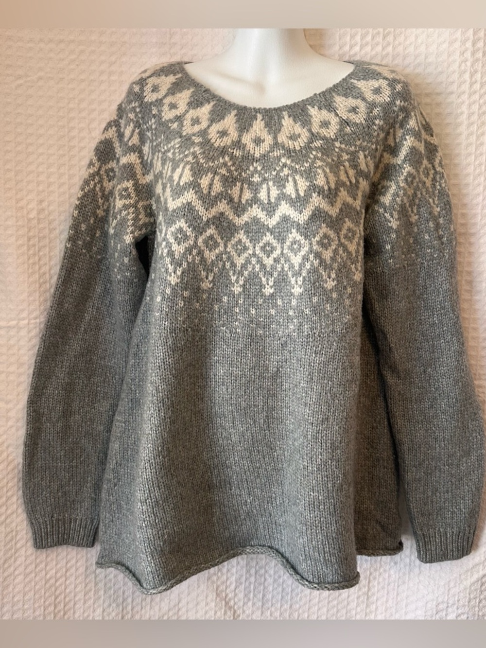 Sonoma Gray and Cream Nordic Yoke Sweater Women's Large Pullover